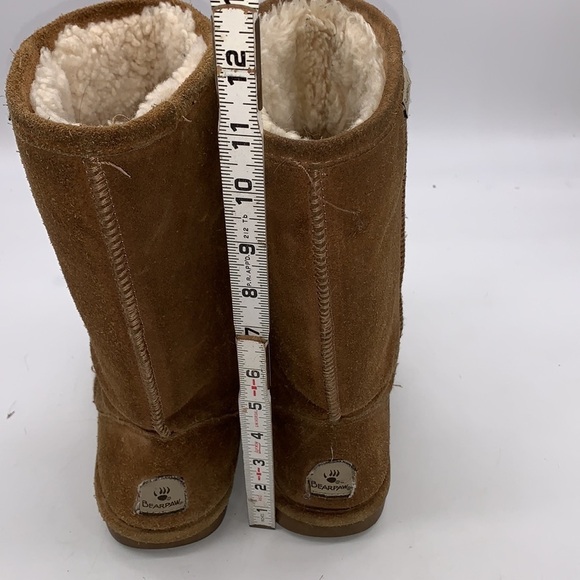 BearPaw Women's Camel Colored Suede Boots size 8 - Picture 3 of 8